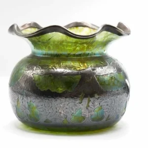 Pallme Koenig-style Green vase overlaid in silver Art Nouveau c.1910